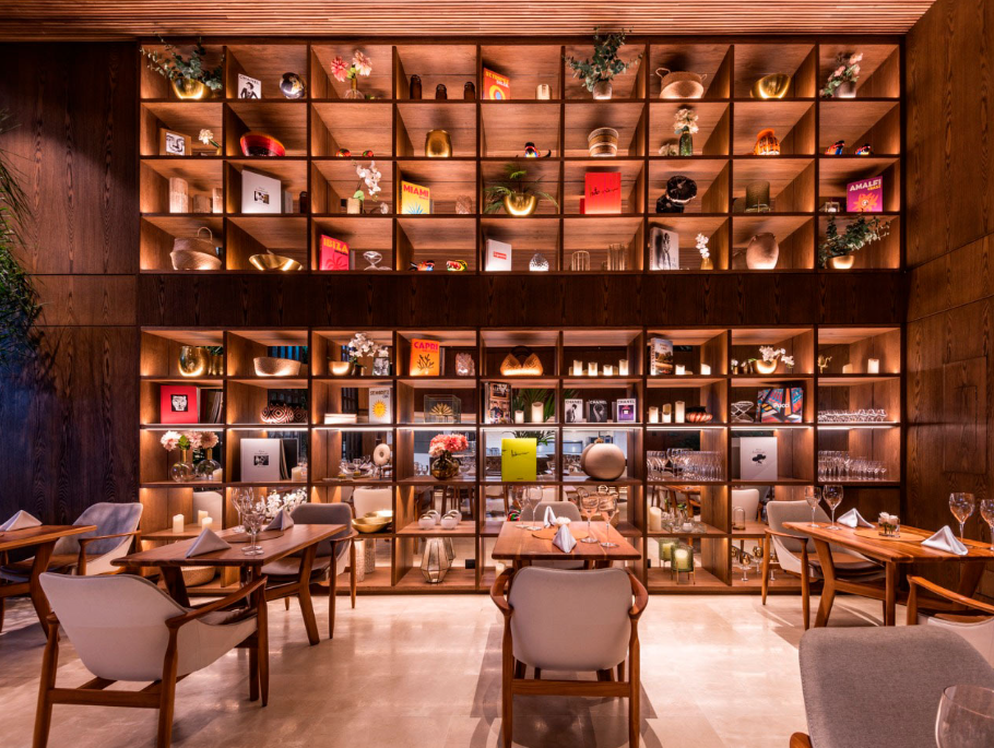 El Cielo Hotel — library lounge.