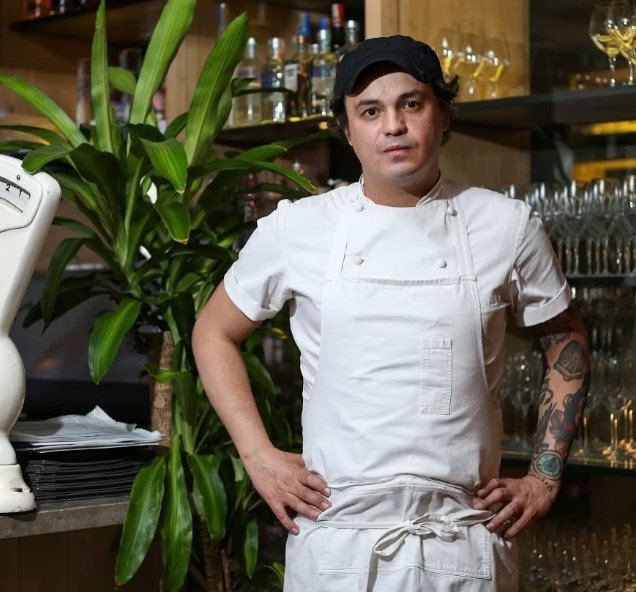 Chef Juan Manuel Barrientos.